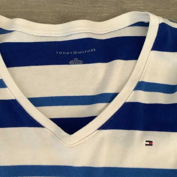Tommy Hilfiger Fitted Long Sleeve Blue and White Tee - Picture 3 of 3